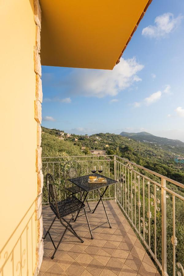 Villa Al Calar Del Sole Massa Lubrense Esterno foto